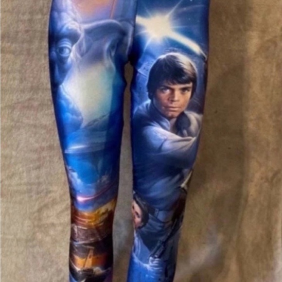 Blackmilk Star Wars Montage graphic Leggings - Picture 8 of 11